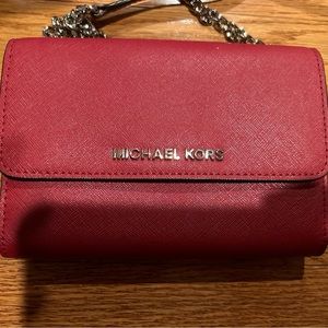 NWOT Michael Kors Jet Set Travel LG Phone Crossbody Leather Clutch Scarlet